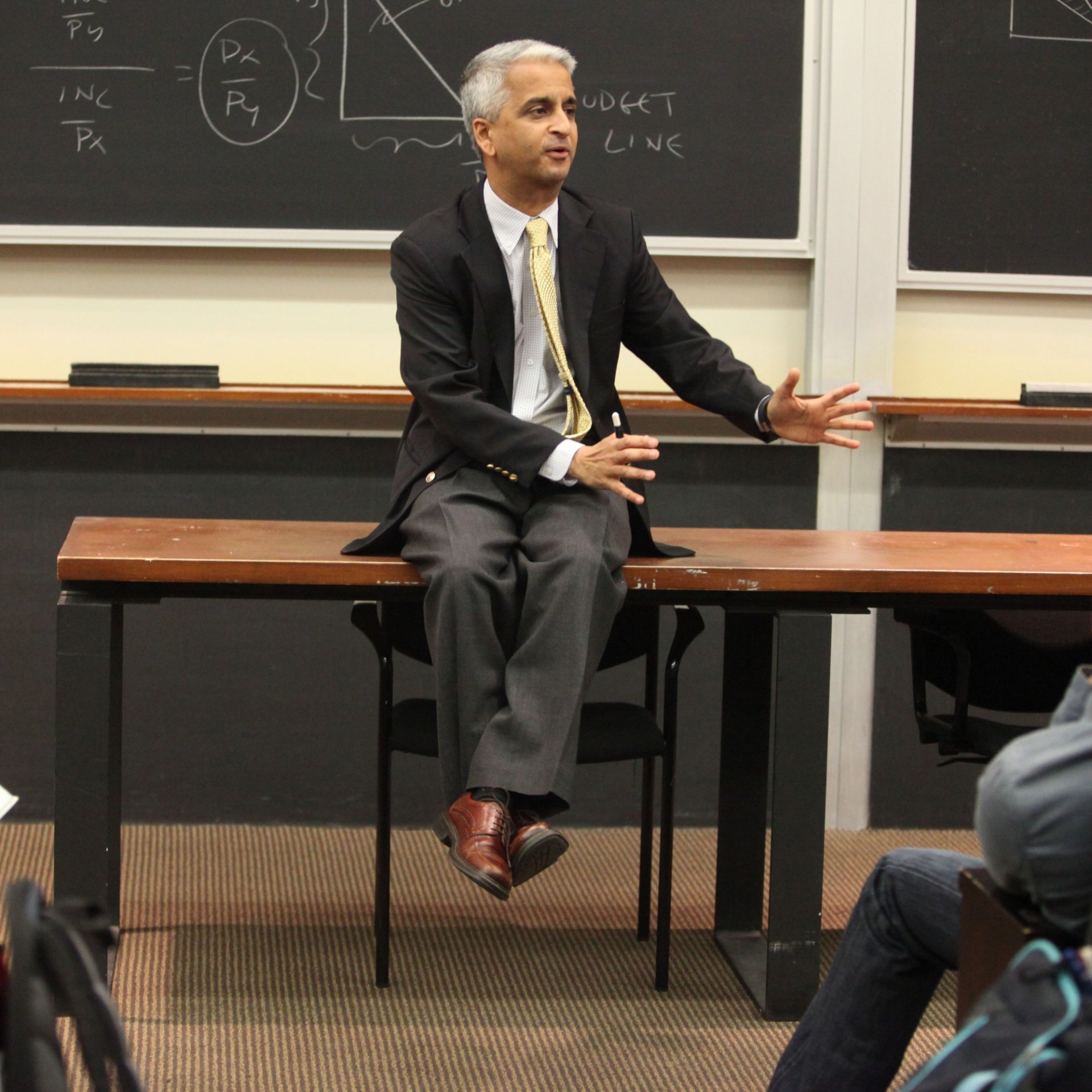 Faculty member Sunil Gulati teaching a class