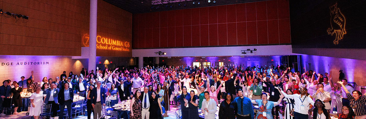 More than 250 guests pose for a photo at the annual Reunion Dinner in 2022