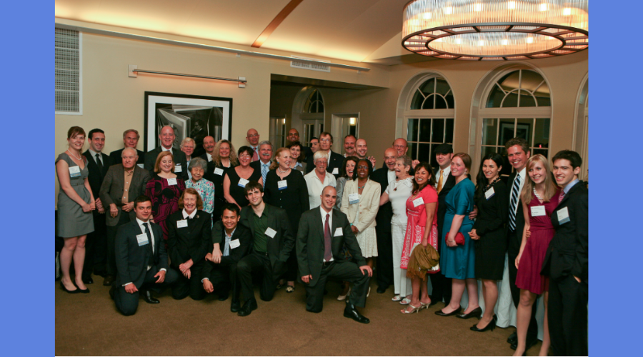 GS alumni and guests gather for a photo during a reception at Alumni Reunion Weekend