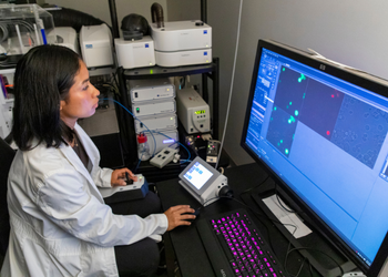 Blanco performing FRET imaging