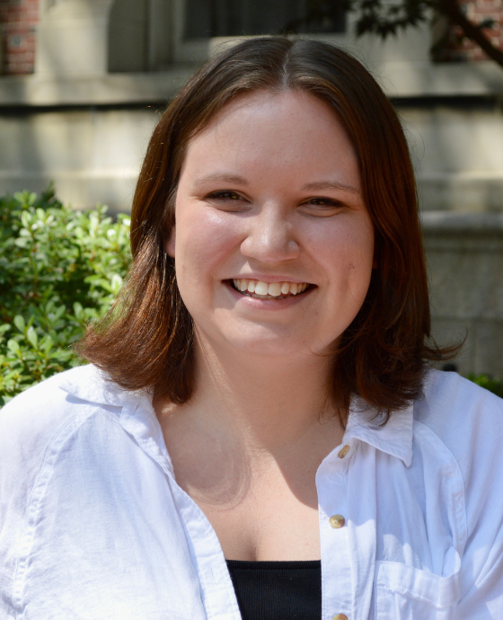 Headshot of GS Resident Advisor Allison Darne