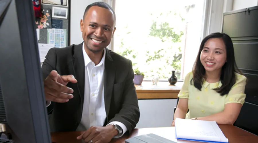 Advisor advising student