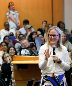 Columbia GS Dean of Academic Affairs Caroline Marvin giving a lecture on curiosity and learning to families at GS orientation.