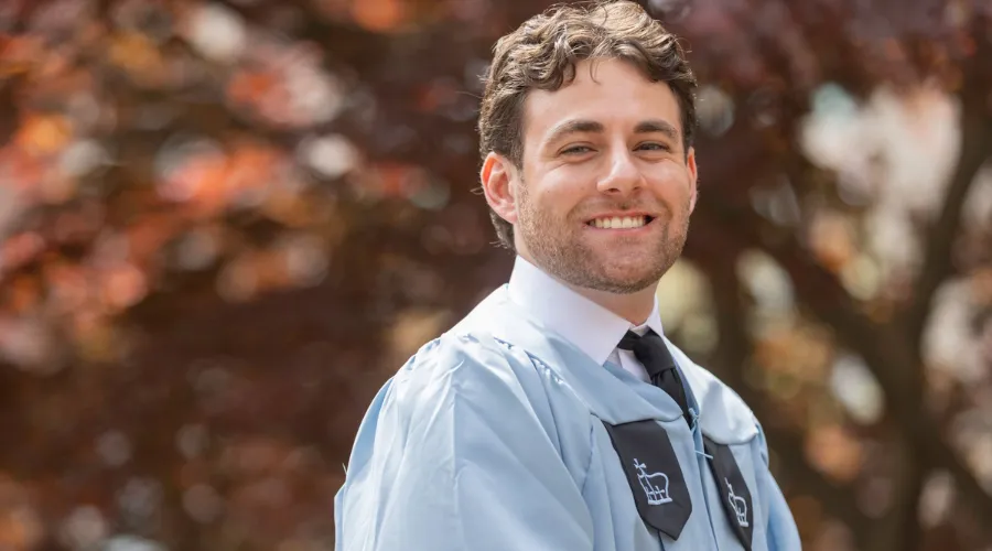 Headshot of Jonathan Wrenn '26GS