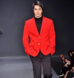 Dan Harvey on this runway